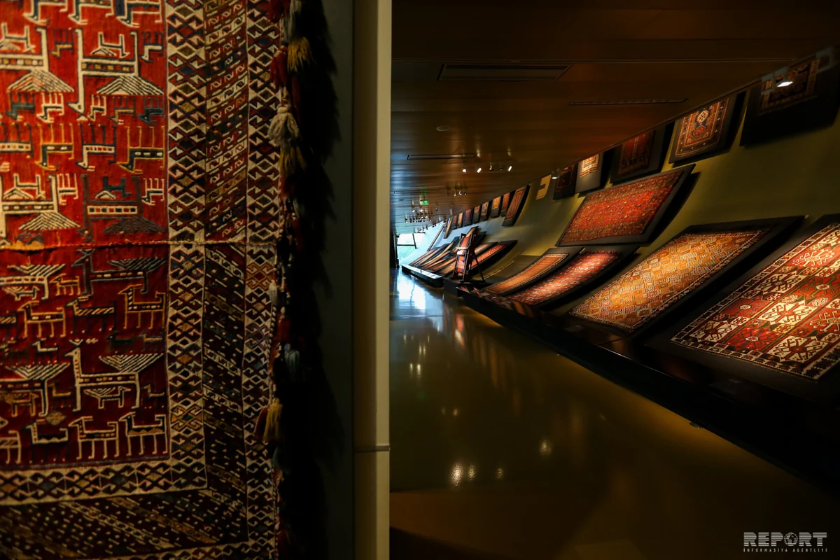 Baku hosts Fifth International Symposium on Azerbaijani carpets