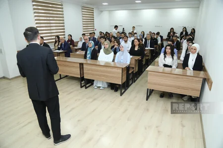 Bakıda cəmiyyətdə nümunəvi ailə modelinin təşviqi üçün gənclərin məsuliyyətinin artırılması müzakirə olunub