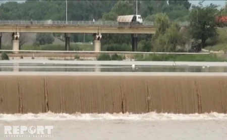 Güclü yağış Ağstafaçayda təhlükəli vəziyyət yaradıb - FOTO