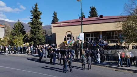 Qax və Oğuzda Zəfər Günü ilə bağlı bayram konserti təşkil edilib