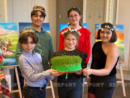 В Париже для детей организован праздник Новруз