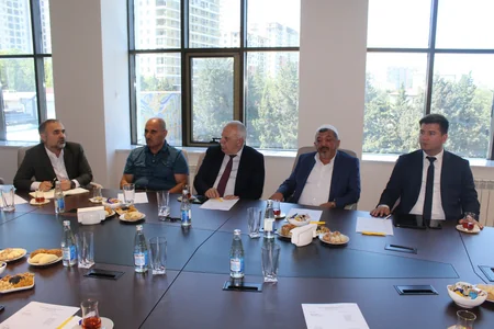İTV-nin Yayım Şurasına yeni sədr seçilib
