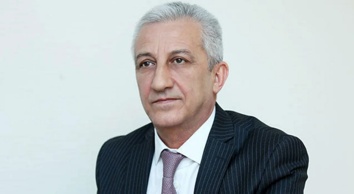 “Diqlas” ticarət mərkəzində anbarlardan mallarını çıxarmış sahibkarların sayı dəqiqləşdirilib