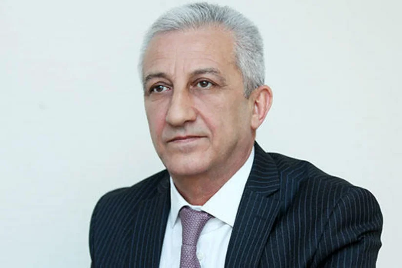 “Diqlas” ticarət mərkəzində anbarlardan mallarını çıxarmış sahibkarların sayı dəqiqləşdirilib