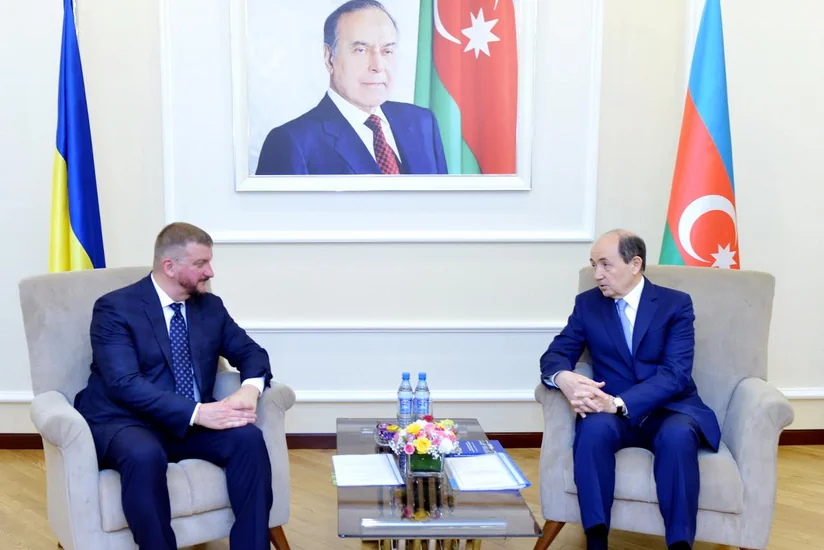 Fikrət Məmmədov Ukraynanın ədliyyə naziri ilə görüşüb