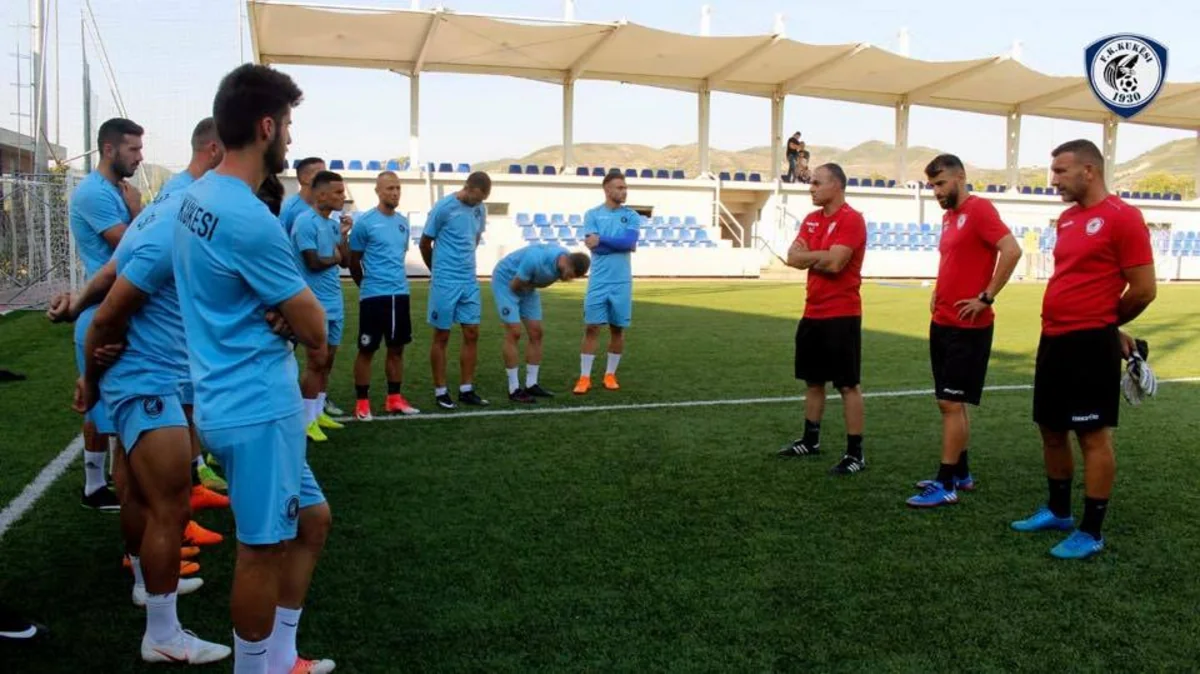 Kukesi Qarabağla oyuna 5 müdafiəçi ilə çıxacaq