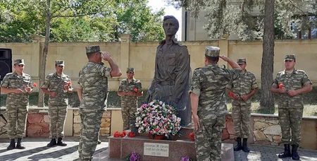 Gədəbəydə Milli Qəhrəman Məzahir Rüstəmovun xatirəsi anılıb