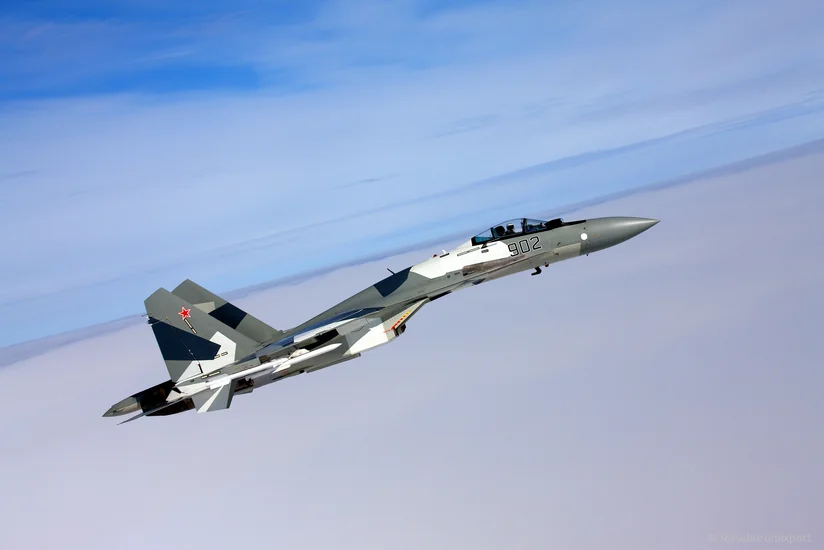 ВКС России передана вторая за год партия новых истребителей Су-35С