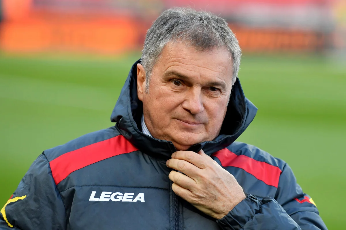 Millimizin rəqibi baş məşqçisini istefaya göndərdi