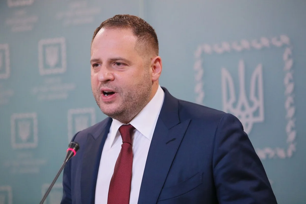 Ukrayna Prezident Ofisinin rəhbəri Emmanuel Makrona cavab verib