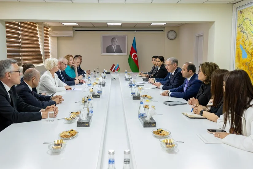 Muxtar Babayev Latviya Seyminin sədri ilə COP29-a hazırlığı müzakirə edib