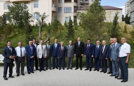 Prezident: Bütün dövlət məmurlarına, özəl qurumlara dəfələrlə xəbərdarlıq etmişəm ki, ağaclar kəsilməməlidir - YENİLƏNİB
