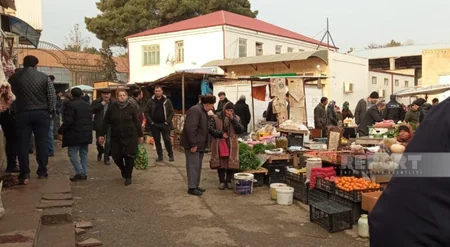 Şabranın mərkəzi bazarı zibilliyə çevrilib, ərazini üfunət bürüyüb
