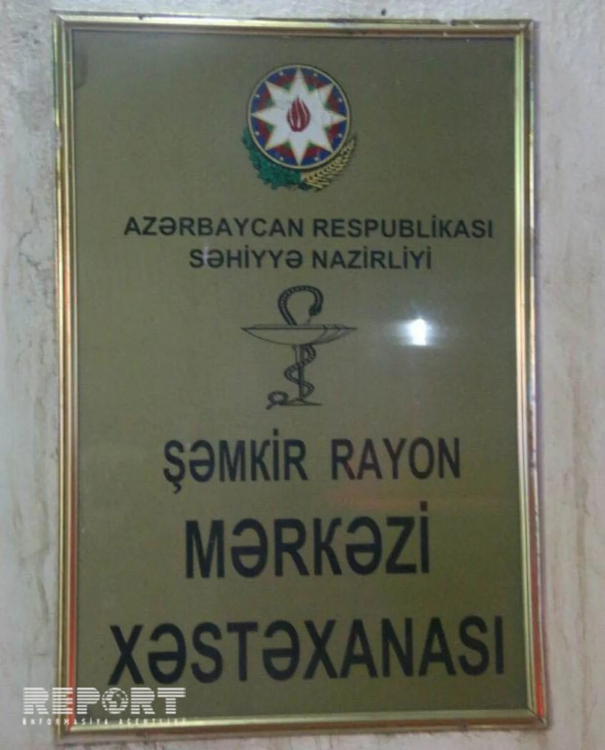 Şəmkirdə 30 yaşlı kişi kəsici alətlə özünə xəsarət yetirib