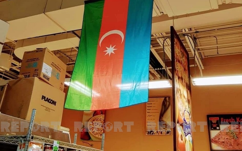 ABŞ-ın məşhur supermarketlər şəbəkəsində Azərbaycan bayrağı asılıb