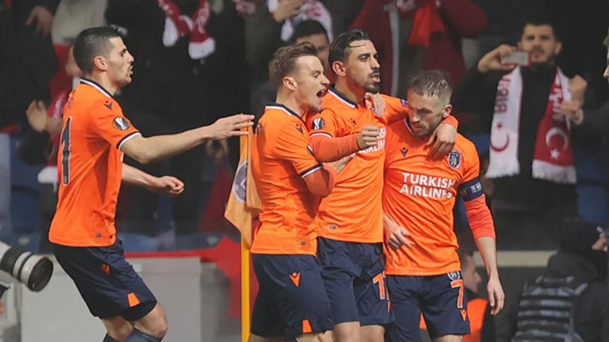 UEFA Başakşehir klubunu cərimələdi