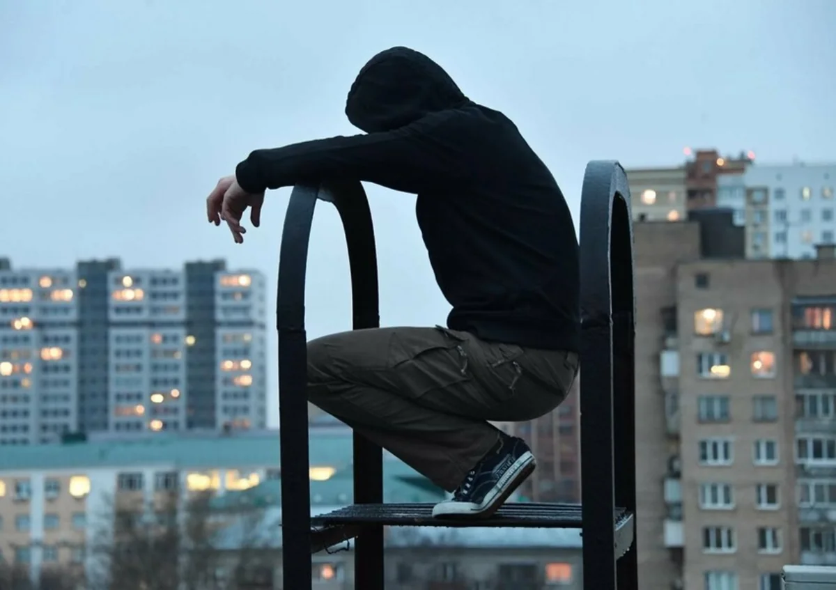 Sumqayıtda intihara cəhdin qarşısı alındı