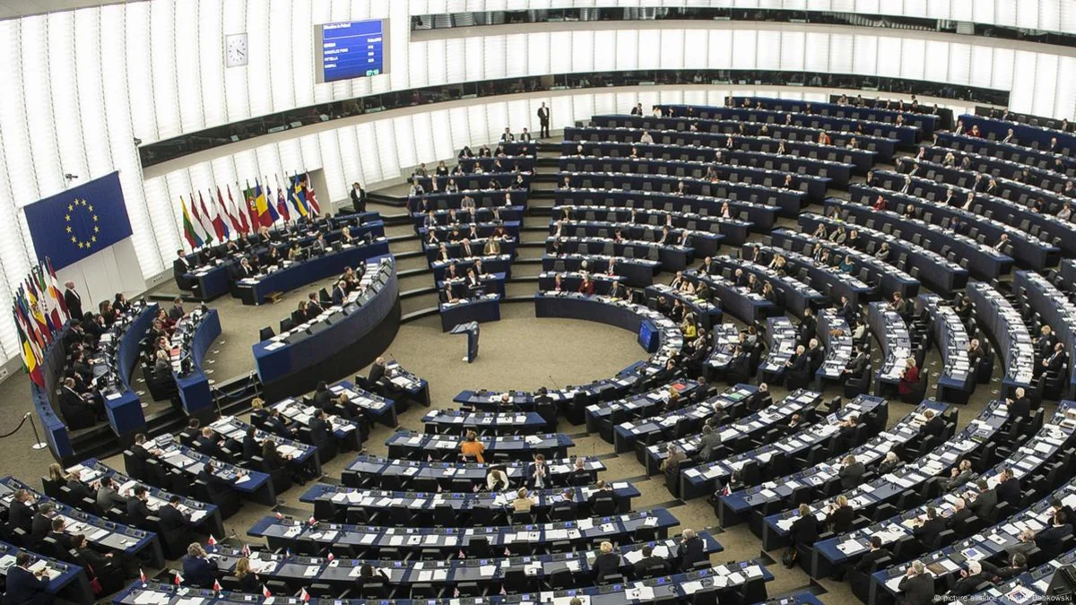 Европарламент на первой после июньских выборов встрече выберет президента