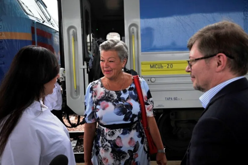 Avropanın daxili işlər üzrə komissarı Ukraynaya səfər edib