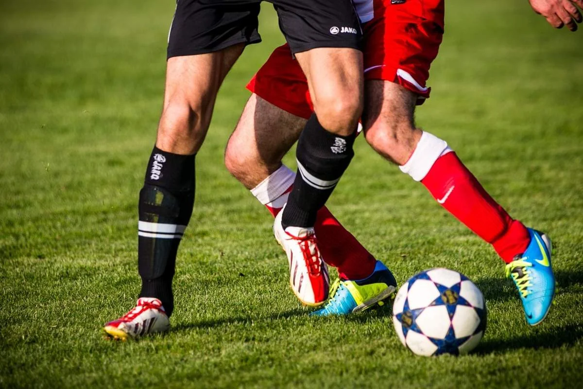 Fransadakı futbol matçında irqçiliyə görə araşdırma başlayıb