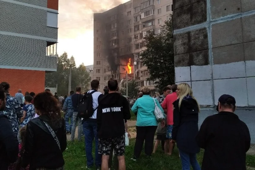 В Ярославле в многоэтажном доме произошел взрыв, есть погибший