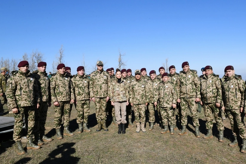 Dövlət başçısı: Gənclər öz canlarını fəda edib düşmənin əlindən müqəddəs torpaqlarımızı aldılar