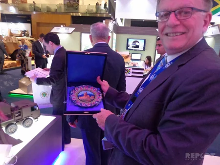 ​Азербайджанский стенд вызвал повышенный интерес гостей выставки IDEX-2015