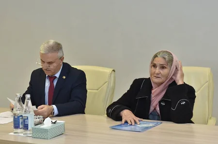 Nazir Azad Rəhimov Biləsuvarda vətəndaşları qəbul edib