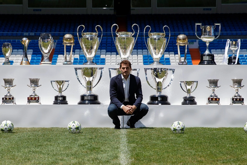 Kasilyas Real Madridə qayıtdı
