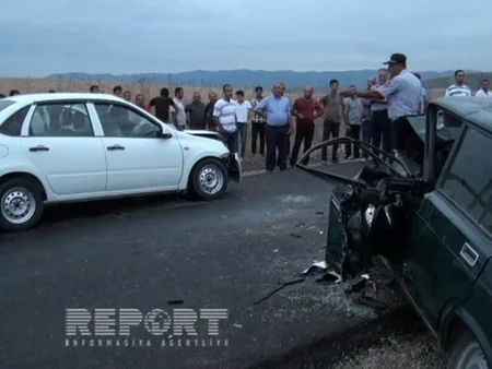 ​Cəlilabadda ağır yol qəzası: 2 ölü, 2 yaralı - FOTO