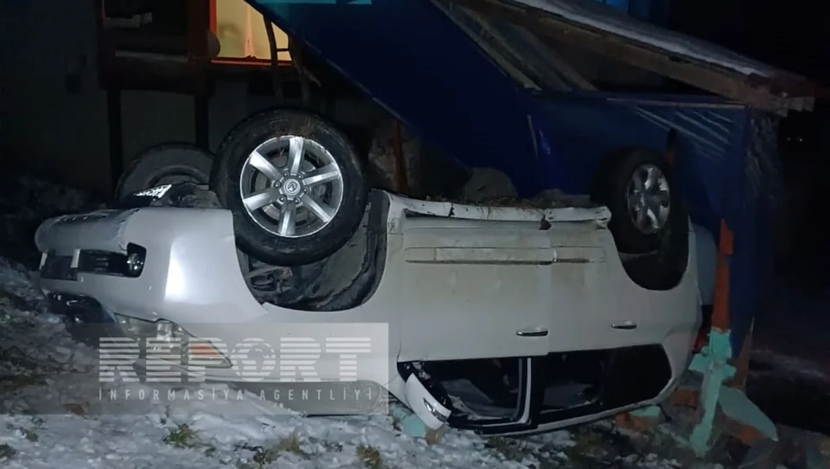 Qubada sürücü törətdiyi qəzada ölüb, daha üç nəfər yaralanıb