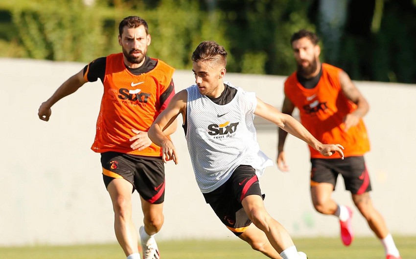 Qalatasaray futbolçusunu icarəyə verdi