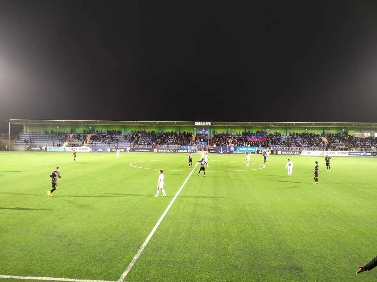 Neftçi çempionluq uğrunda mübarizədə vacib xal itirib