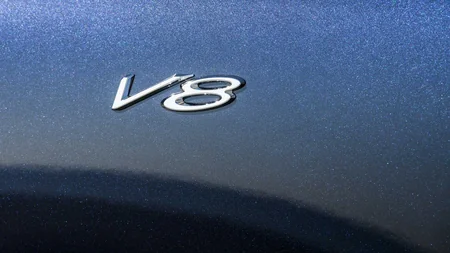 Bentley выпустит купе и кабриолет Continental GT V8 с новым мотором - ФОТО
