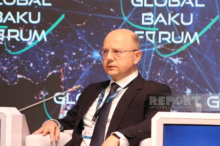 Panel session on new energy and transport corridors in Eurasian zone held within Global Baku Forum