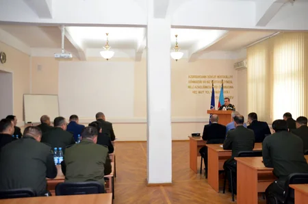 NATO Bakıda Azərbaycan hərbçilərinə təlim keçir
