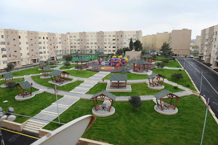 Bakıda “Bizim həyət” layihəsi çərçivəsində abadlaşdırılmış daha iki həyətin açılışı olub