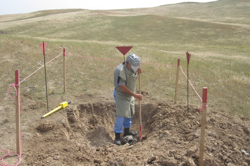 Füzulidə 2 ədəd BR-21 raketinin partlamış qalıqları aşkarlanıb