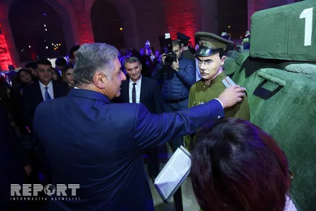 Azərbaycanın tarixi qəhrəmanları gənclərin gözü ilə sərgisinin təqdimat mərasimi keçirilib - FOTO