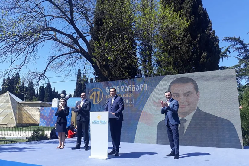 Hakim partiya Marneulinin başçısı vəzifəsinə azərbaycanlı namizədini təqdim edib
