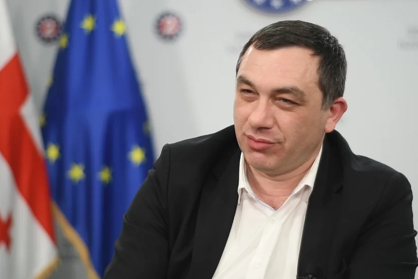 Giqa Bokeriya: “Gürcüstan hakimiyyəti Ermənistana silah ötürülməsi ilə bağlı izahat verməlidir”