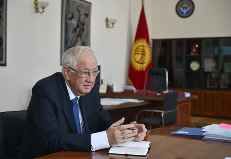 Председатель Кабмина Кыргызстана принял посла Азербайджана