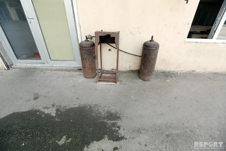 Bakıda MTK xidmətindən narazı olan bina sakinləri etiraz ediblər - FOTO