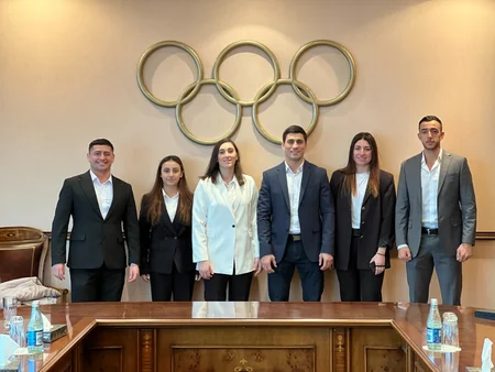 Tanınmış idmançılar onları narahat edən məsələlərlə bağlı Atletlər Komissiyasını məlumatlandırıb