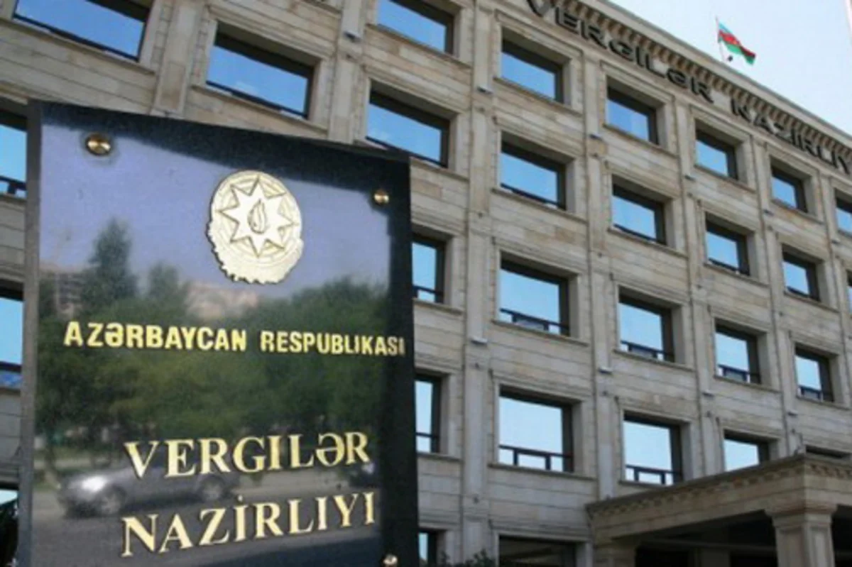 Prezident İlham Əliyev Vergilər Nazirliyinin əməkdaşlarını təltif edib - SİYAHI