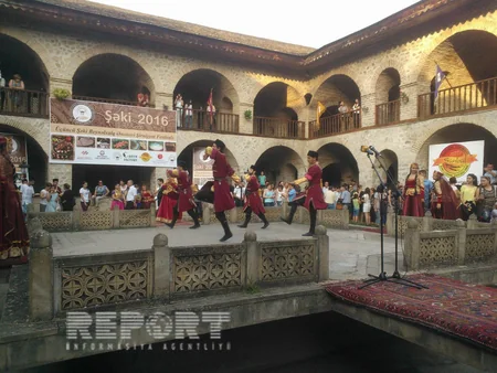 ​Şəkidə III Beynəlxalq ənənəvi şirniyyat festivalı keçirilib