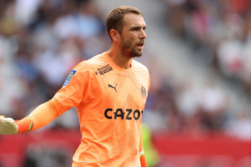 İspaniya klubu Marselin qapıçısını icarəyə götürüb