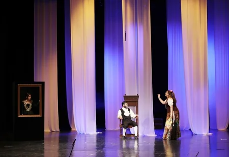 Leyla Əliyeva “And” tamaşasının premyerasında iştirak edib
