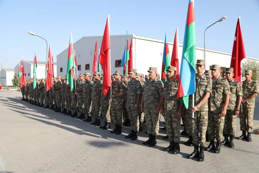 Azərbaycan və Türkiyə hərbçiləri Pirəkəşküldən Acıdərəyə yürüş edib