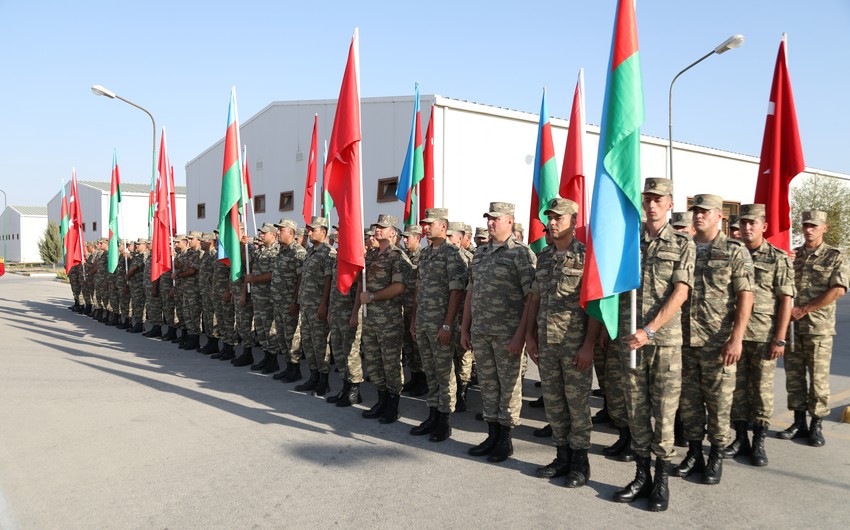 Azərbaycan və Türkiyə hərbçiləri Pirəkəşküldən Acıdərəyə yürüş edib